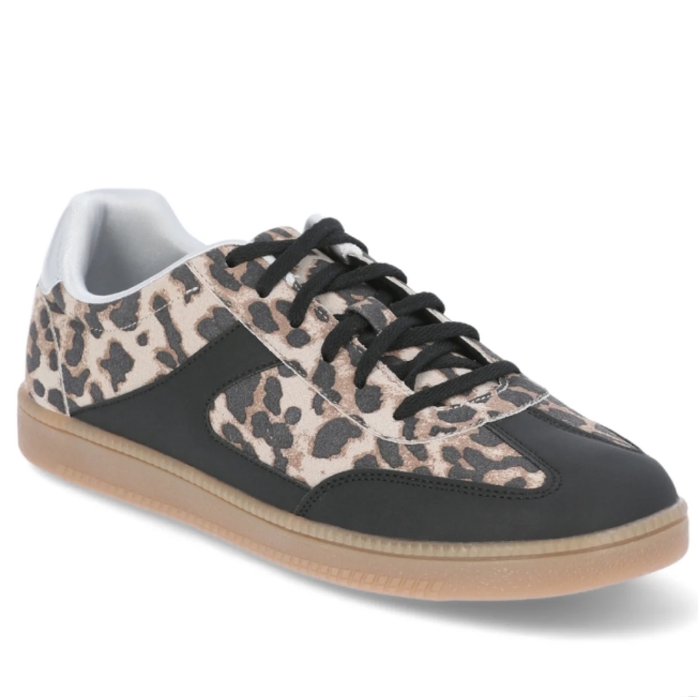 Women's Lace Up Sports Sneakers Leopard Design    NWT